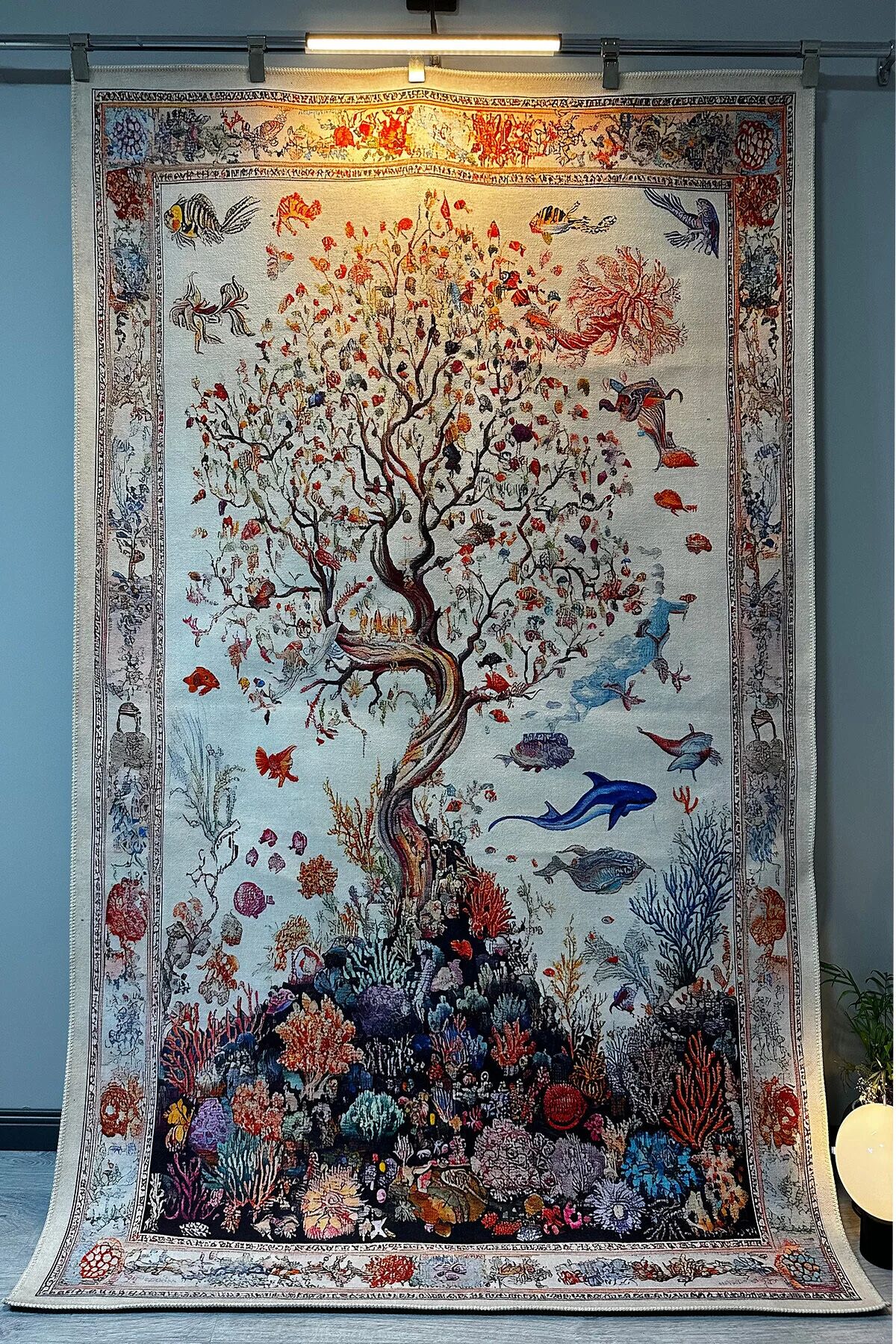 Drom Pamuk Dokuma Taban Makinede Yıkanabilen Kilim Kaymaz Şönil Mercan ve Ağaç Desenli Otantik Halı
