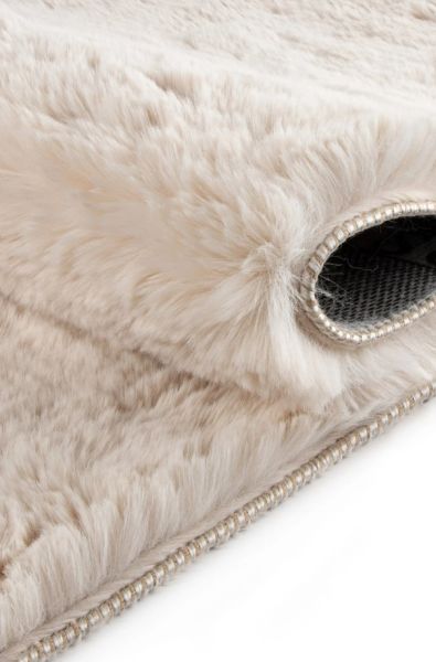 Luka Tavşan Post Pudra Yumuşak Tüylü Kaymaz Tabanlı Ekstra Yumuşak Dokulu Halı