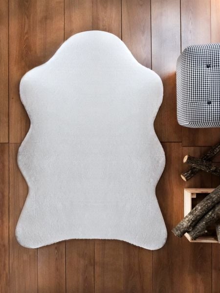 Halımax Tavşan Tüyü Kaymaz Tabanlı Beyaz Post Peluş Halı Yumuşak, Kaymaz, Şık Dekoratif Peluş Halı Antre Yatak Odası Çocuk Odası Halısı