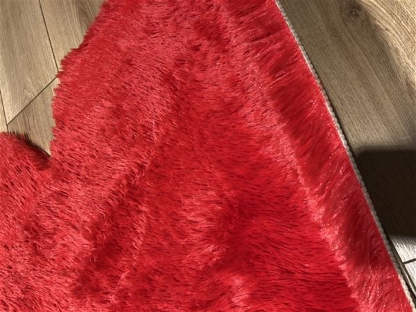Halımax Tavşan Tüyü Kalp Kaymaz Tabanlı Kırmızı Post Peluş Halı Yumuşak, Kaymaz, Şık Dekoratif Peluş Halı Antre Yatak Odası Çocuk Odası Halısı