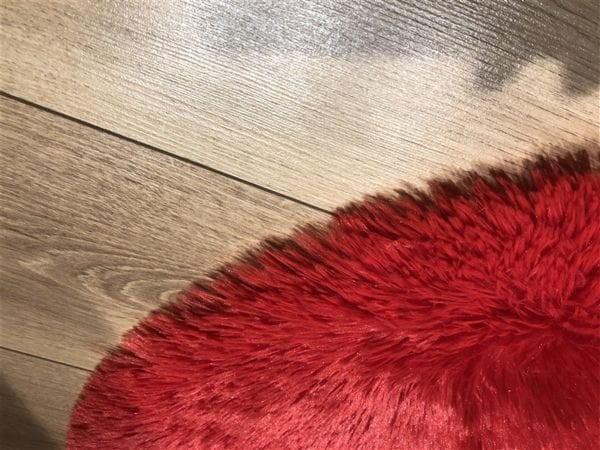 Halımax Tavşan Tüyü Kaymaz Tabanlı Kırmızı Post Peluş Halı Yumuşak, Kaymaz, Şık Dekoratif Peluş Halı Antre Yatak Odası Çocuk Odası Halısı