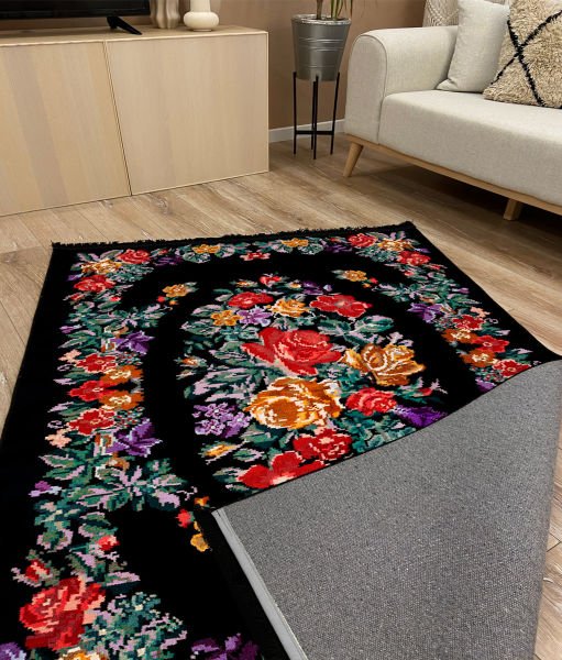 Drom Kaymaz Tabanlı Yıkanabilir Siyah Karabağ Çiçekli Modern Halı
