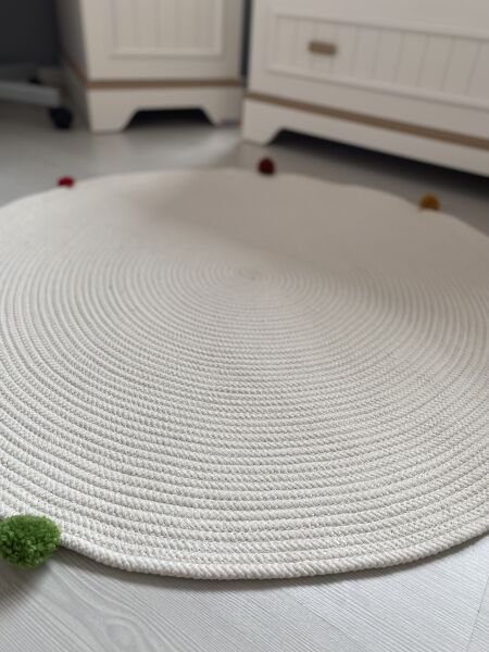 Milda Hav Toz Vermez Antialerjik Jüt Dokuma Ponponlu Beyaz Jüt Halı Bebek Çocuk Odası Halısı