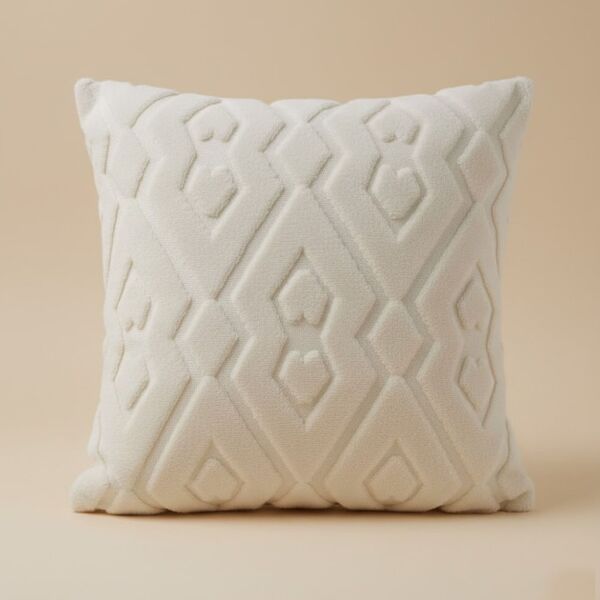 Dream Peluş Kabartmalı Dekoratif Kırlent Kılıfı Krem 43x43cm Yıkanabilir Tasarım Polyester Jakarlı Welsoft Kılıf