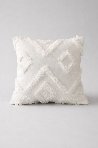 Cloud Peluş Kabartmalı Dekoratif Kırlent Kılıfı Beyaz 43x43cm Yıkanabilir Tasarım Polyester Jakarlı Welsoft Tek Taraflı Kılıf