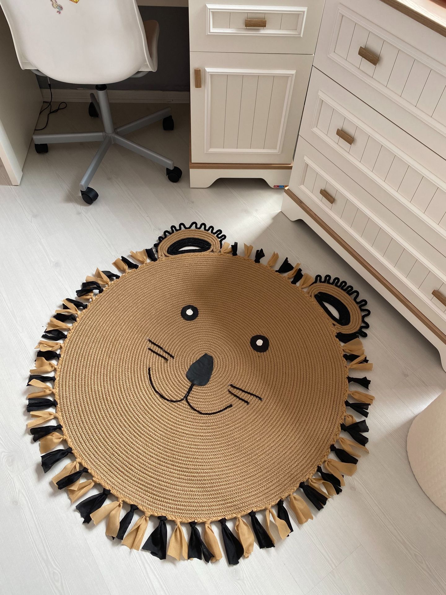 Milda Hav Toz Vermez Antialerjik Jüt Dokuma Püsküllü Sevimli Ayı Jüt Halı Bebek Çocuk Odası Halısı