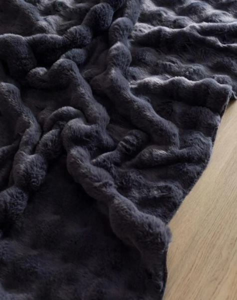 Ekstra Yumuşak Dokulu Antrasit Bubble Tavşan Tüyü Darcio Dikdörtgen Post Peluş Halı