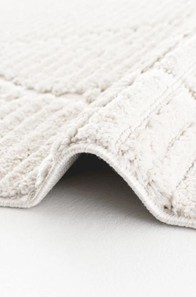 Eko Halı Terazzo 07 White Hav Toz Vermez Krem Bej Yumuşak ve Parlak Tuşeli İskandinav Halı