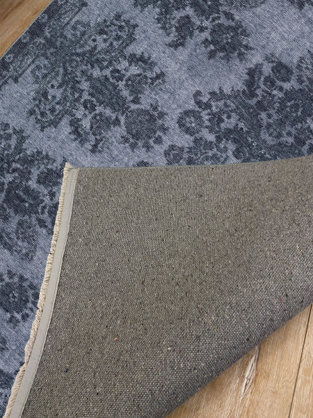 Drom Kaymaz Tabanlı Yıkanabilir Eskitme Desenli Klasik Salon Halısı