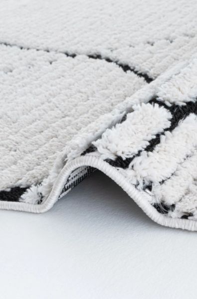 Eko Halı Terazzo TRZ 08 White Black Hav Toz Vermez Siyah Beyaz Yumuşak ve Parlak Tuşeli İskandinav Halı