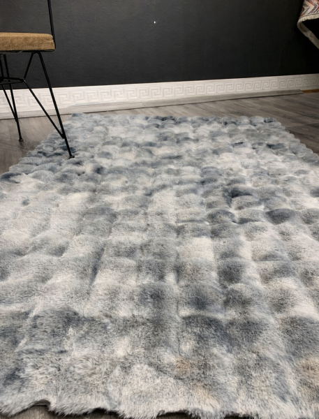 Ekstra Yumuşak Dokulu Renk Geçişli Gri Bubble Tavşan Tüyü Darcio Dikdörtgen Post Peluş Halı