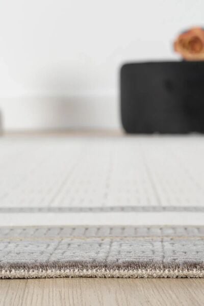 Seyran Halı Ahlat 7052 Antrasit Çerçeveli Klasik Desen Akrilik Salon Halısı Yolluk Modern Akrilik Halı