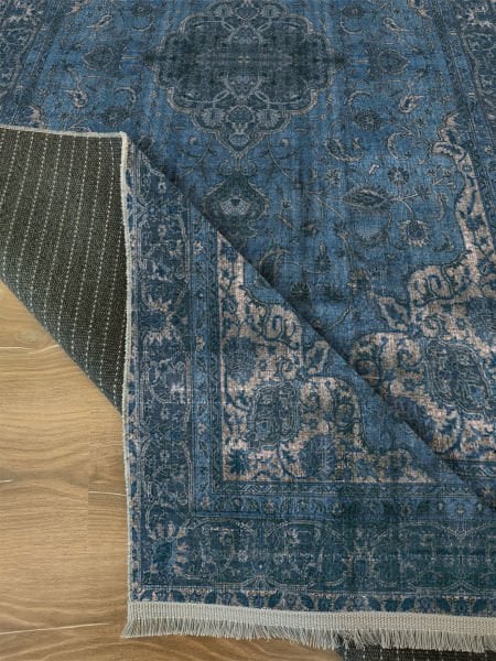 Drom Kaymaz Tabanlı Yıkanabilir Mavi Klasik Desenli Halı