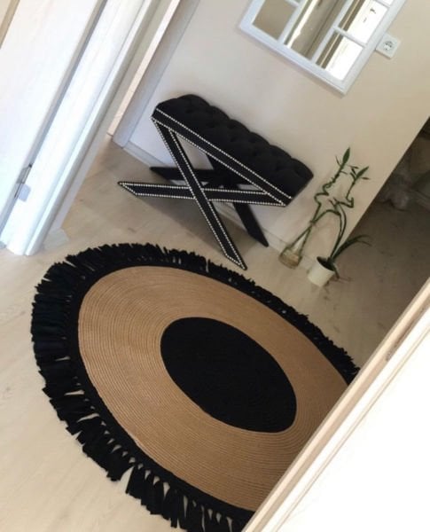 Milda 25 Hasırlı El Örgüsü Çift Taraflı Jüt Kilim Yuvarlak Siyah Kahve Püsküllü Jüt Halı