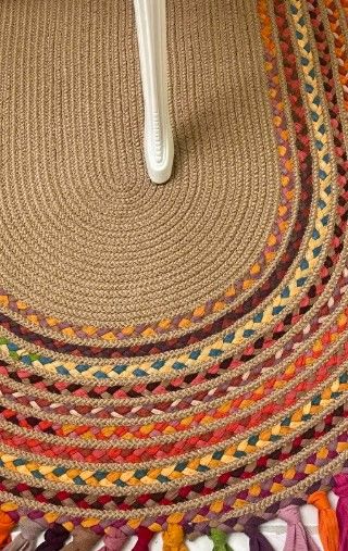 Milda 36 Jüt Hasırlı El Örgüsü Kilim Renkli Püsküllü Çift Taraflı Jüt Halı