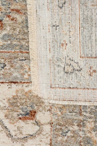 Eko Halı Efes 04 Cream Grey XW  Vintage Etnik Desenlere Sahip Özel Yumuşak Tuşeli Polysoft İpler ile Üretilen Makine Halısı