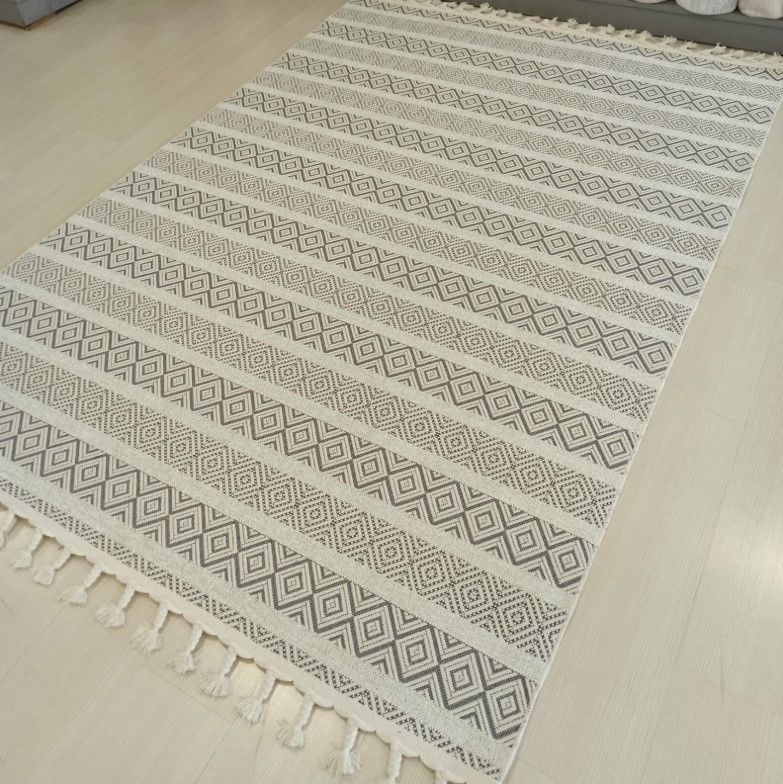 Reform Halı Everest 6601 Beyaz Örgü Saçaklı Şönil Kilim Salon Koridor Halısı Yolluk