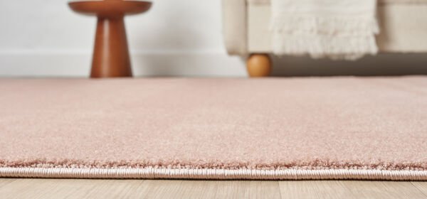 Seyran Halı Bali 4500 Pembe Yumuşak Dokulu Halı Salon Mutfak Koridor Yolluk Dokuma Makine Halısı