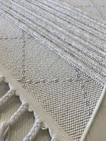 Reform Halı 4804 Meridyen Beyaz Bukle Kabartmalı Örgü Saçaklı Modern Salon Halısı Koridor Hol Halı Yolluk