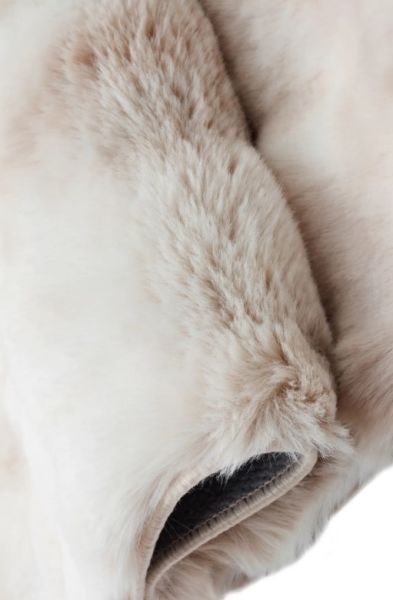 Ekstra Yumuşak Dokulu Bej Bubble Tavşan Tüyü Darcio Dikdörtgen Post Peluş Halı