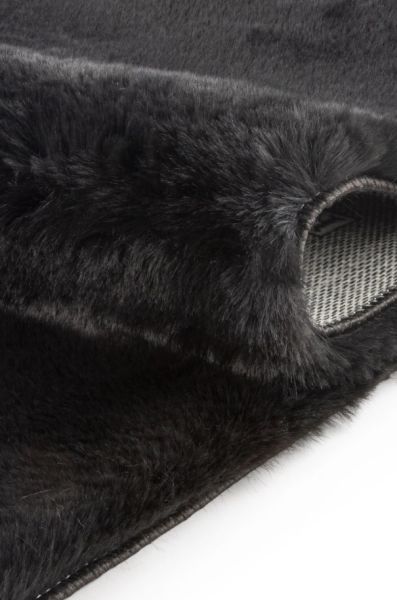 Luka Tavşan Post Siyah Yumuşak Tüylü Kaymaz Tabanlı Ekstra Yumuşak Dokulu Halı